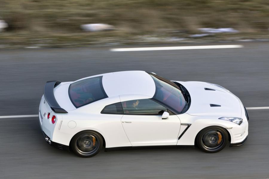  Nissan GT-R Egoist 2011 года  (фото 27 из 50)